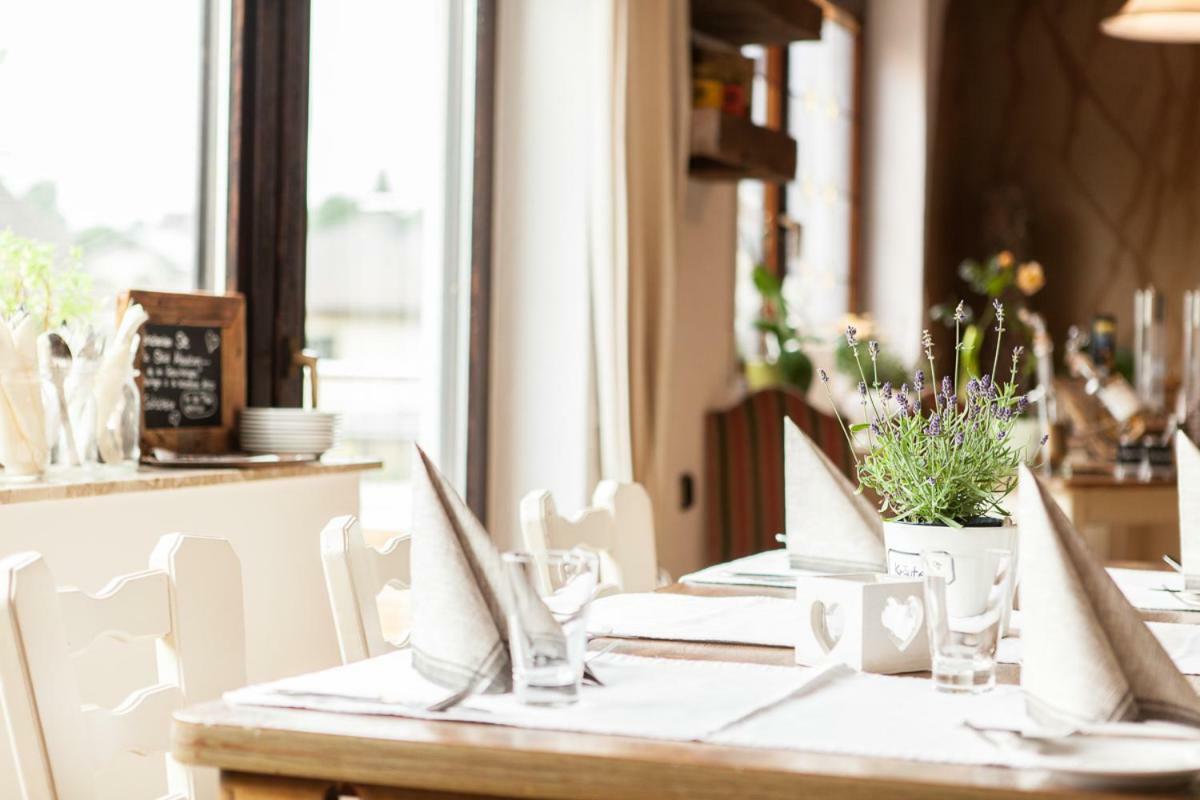 Landgasthaus Zum Kreuzberg Schonbach  Zewnętrze zdjęcie